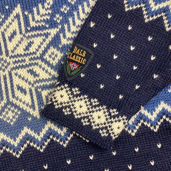 Dale of Norway Blue and White Snowflake Sweater Men’s XS - Picture 2 of 8